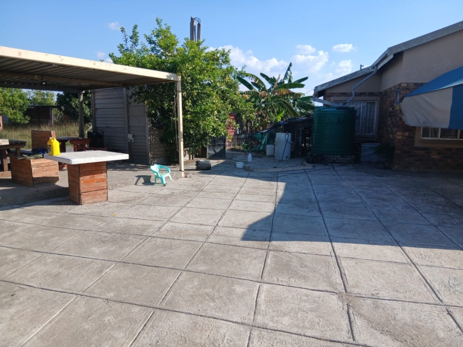 3 Bedroom Property for Sale in Seraleng North West